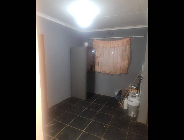 3 BEDROOM HOUSE FOR SALE IN PROTEA GLEN EXT